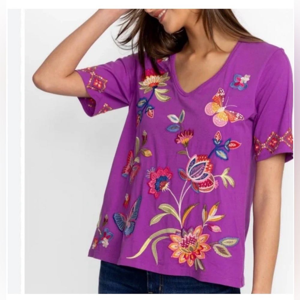 Johnny Was Embroidered V-Neck T-shirt